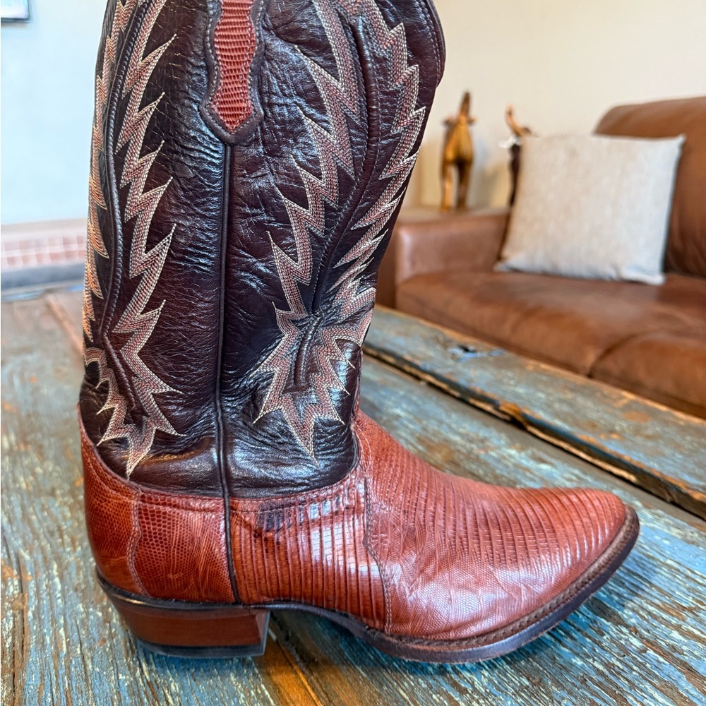 Classic Brown Cowboy Boots - Picture 6 of 9